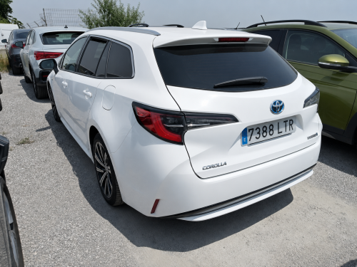 Comprar TOYOTA COROLLA 1.8 125H STYLE E-CVT TOURING SPORT 122CV 2021 de segunda mano TOYOTA COROLLA 1.8 125H STYLE E-CVT TOURING SPORT 122CV 2021 de segunda mano