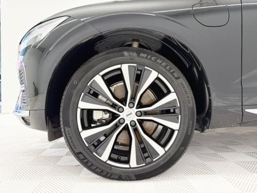 Comprar VOLVO XC60 T6 AWD RECHARGE ULTIMATE BRIGHT 355cv 2023 de segunda mano VOLVO XC60 T6 AWD RECHARGE ULTIMATE BRIGHT 355cv 2023 de segunda mano