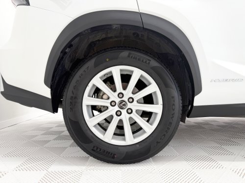 LEXUS NX 300h Business Navigation 2WD 145 kW (197 CV) 2019 de segunda mano