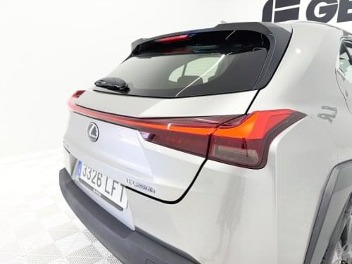 LEXUS UX 250h Eco 135 kW (184 CV) 2020 de segunda mano