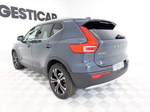 VOLVO XC40 T4 Twin Recharge Inscription Auto 155 kW (211 CV) 2021 de segunda mano