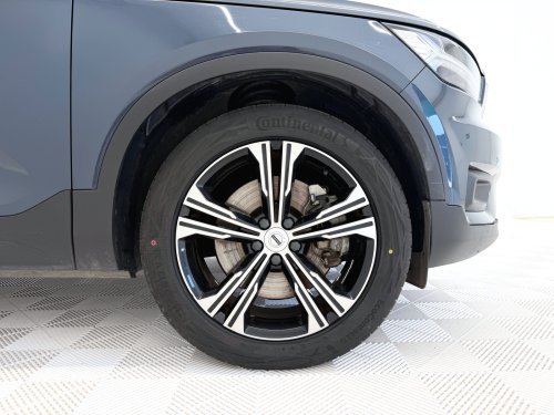 VOLVO XC40 T4 Twin Recharge Inscription Auto 155 kW (211 CV) 2021 de segunda mano