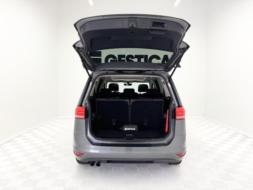 Comprar VOLKSWAGEN TOURAN Advance 2.0 TDI 110 kW (150 CV) 2020 de segunda mano VOLKSWAGEN TOURAN Advance 2.0 TDI 110 kW (150 CV) 2020 de segunda mano
