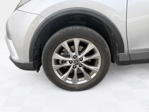 Comprar TOYOTA RAV4 2.5L HYBRID ADVANCE 155cv 2017 de segunda mano TOYOTA RAV4 2.5L HYBRID ADVANCE 155cv 2017 de segunda mano