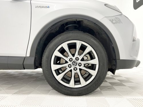 TOYOTA RAV4 2.5l hybrid Advance 2WD 145 kW (197 CV) 2017 de segunda mano