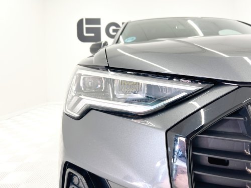 AUDI Q3 Black line 40 TDI quattro 147 kW (200 CV) S tronic 2022 de segunda mano