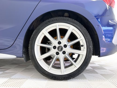 AUDI A3 Genuine edition 35 TFSI 110 kW (150 CV) 2020 de segunda mano
