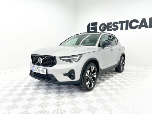 VOLVO XC40 B3 Gasolina Mild hybrid Plus Dark Auto 120 kW (163 CV) 2023 de segunda mano