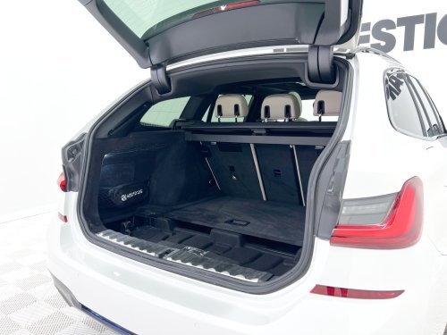 Comprar BMW SERIE 3 320d xDrive Touring 140 kW (190 CV) 2022 de segunda mano BMW SERIE 3 320d xDrive Touring 140 kW (190 CV) 2022 de segunda mano