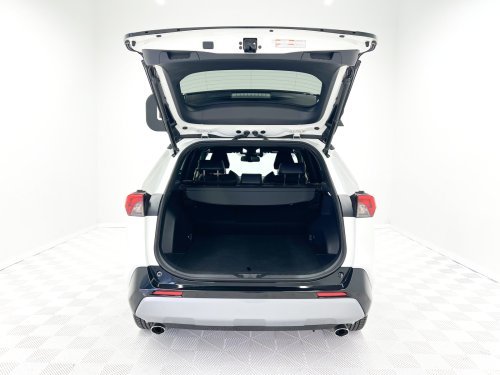 TOYOTA RAV4 2.5l hybrid Style 160 kW (218 CV) 2022 de segunda mano