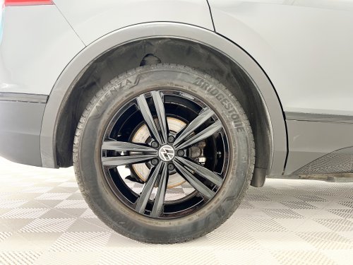 Comprar VOLKSWAGEN TIGUAN Urban Sport 1.5 TSI 110 kW (150 CV) 2022 de segunda mano VOLKSWAGEN TIGUAN Urban Sport 1.5 TSI 110 kW (150 CV) 2022 de segunda mano