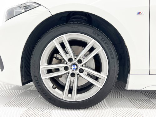 Comprar BMW SERIE 1 118i 100 kW (136 CV) 2022 de segunda mano BMW SERIE 1 118i 100 kW (136 CV) 2022 de segunda mano