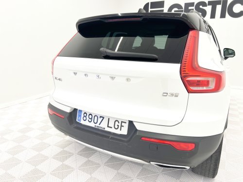 VOLVO XC40 D3 Inscription Auto 110 kW (150 CV) 2020 de segunda mano