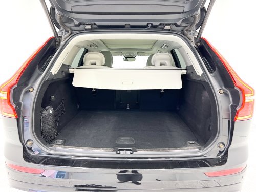 VOLVO XC60 T6 Recharge Inscription AWD Auto 257 kW (350 CV) 2022 de segunda mano