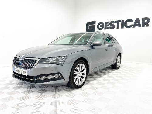 SKODA SUPERB 2.0 TDI Style 4x4 DSG 147 kW (200 CV) 2022 de segunda mano
