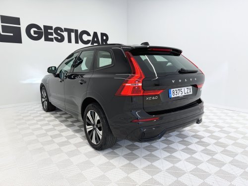 Comprar VOLVO XC60 T6 Recharge Plus Dark AWD Auto 257 kW (350 CV) 2022 de segunda mano VOLVO XC60 T6 Recharge Plus Dark AWD Auto 257 kW (350 CV) 2022 de segunda mano