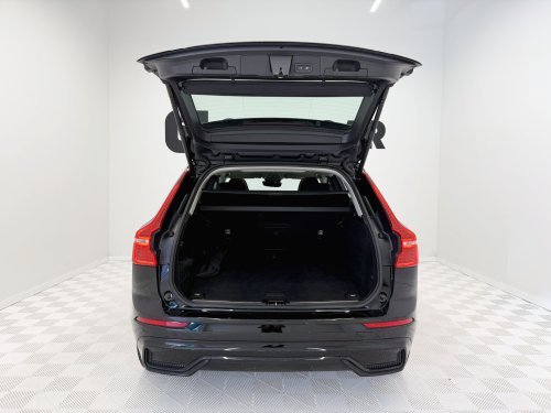 Comprar VOLVO XC60 T6 Recharge Plus Dark AWD Auto 257 kW (350 CV) 2022 de segunda mano VOLVO XC60 T6 Recharge Plus Dark AWD Auto 257 kW (350 CV) 2022 de segunda mano