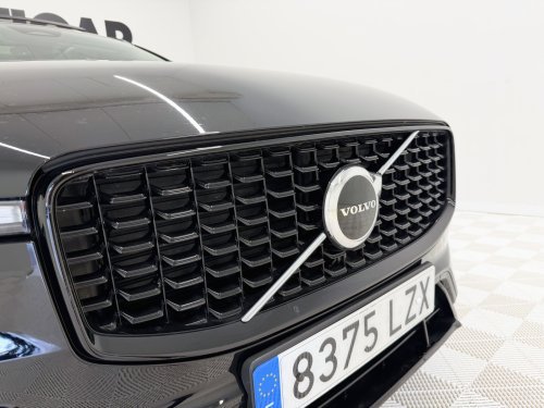 Comprar VOLVO XC60 T6 Recharge Plus Dark AWD Auto 257 kW (350 CV) 2022 de segunda mano VOLVO XC60 T6 Recharge Plus Dark AWD Auto 257 kW (350 CV) 2022 de segunda mano