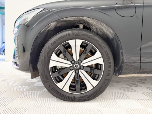 Comprar VOLVO XC60 T6 Recharge Plus Dark AWD Auto 257 kW (350 CV) 2022 de segunda mano VOLVO XC60 T6 Recharge Plus Dark AWD Auto 257 kW (350 CV) 2022 de segunda mano