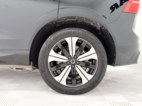 Comprar VOLVO XC60 T6 Recharge Plus Dark AWD Auto 257 kW (350 CV) 2022 de segunda mano VOLVO XC60 T6 Recharge Plus Dark AWD Auto 257 kW (350 CV) 2022 de segunda mano