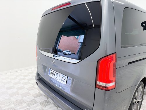 Comprar MERCEDES CLASE V V 250 d Avantgarde Largo 140 kW (190 CV) 2022 de segunda mano MERCEDES CLASE V V 250 d Avantgarde Largo 140 kW (190 CV) 2022 de segunda mano