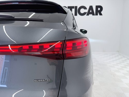 AUDI Q5 SPORTBACK 2.0 E-HYBRID QUATTRO 220 BLACK LINE 2025 2025 de segunda mano