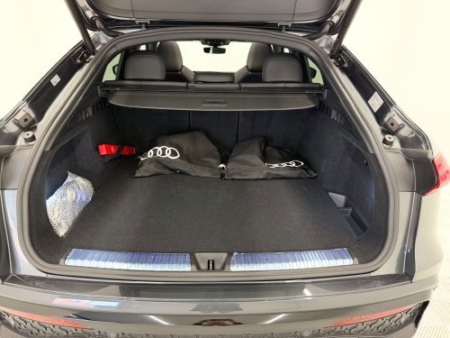 AUDI Q5 SPORTBACK 2.0 E-HYBRID QUATTRO 220 BLACK LINE 2025 2025 de segunda mano