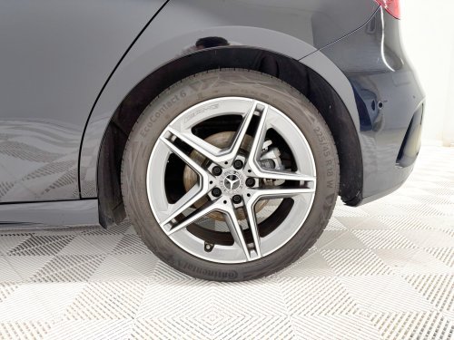 Comprar MERCEDES CLASE A A200 2024 de segunda mano MERCEDES CLASE A A200 2024 de segunda mano