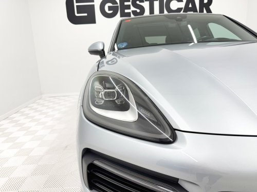 PORSCHE CAYENNE COUPE Coupe E-Hybrid 340 kW (462 CV) 2021 de segunda mano