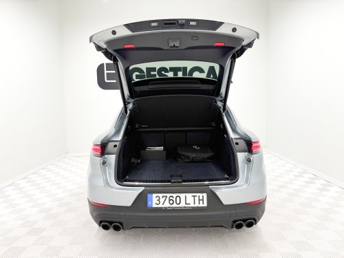 PORSCHE CAYENNE COUPE Coupe E-Hybrid 340 kW (462 CV) 2021 de segunda mano