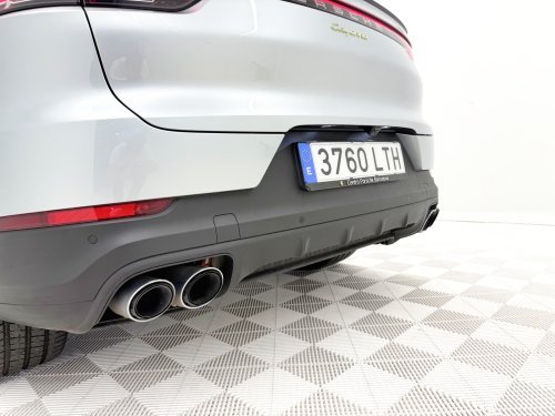 PORSCHE CAYENNE COUPE Coupe E-Hybrid 340 kW (462 CV) 2021 de segunda mano