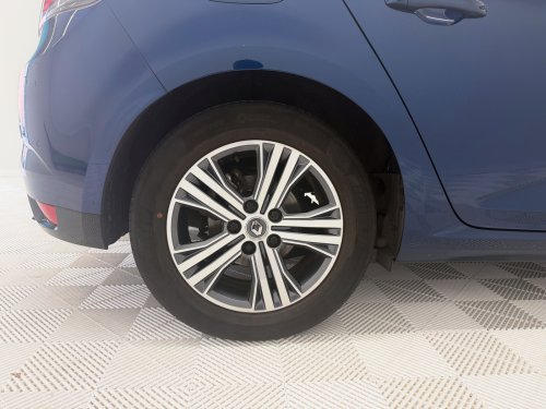 Comprar RENAULT MéGANE ZEN TCE 103 KW 2021 de segunda mano RENAULT MéGANE ZEN TCE 103 KW 2021 de segunda mano