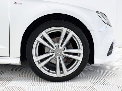 Comprar AUDI A3 SPORTBACK S-LINE 1.5 TFSI STRONIC 2019 de segunda mano AUDI A3 SPORTBACK S-LINE 1.5 TFSI STRONIC 2019 de segunda mano