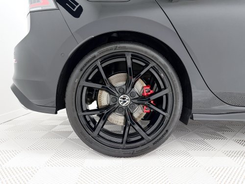 Comprar VOLKSWAGEN GOLF GTI CLUBSPORT 2.0 TSI 221KW DSG 2026 de segunda mano VOLKSWAGEN GOLF GTI CLUBSPORT 2.0 TSI 221KW DSG 2026 de segunda mano