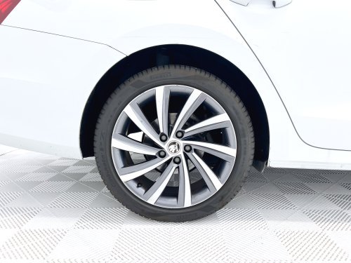 SKODA OCTAVIA 2.0 TDI Style DSG 110 kW (150 CV) 2022 de segunda mano