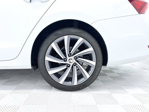 SKODA OCTAVIA 2.0 TDI Style DSG 110 kW (150 CV) 2022 de segunda mano