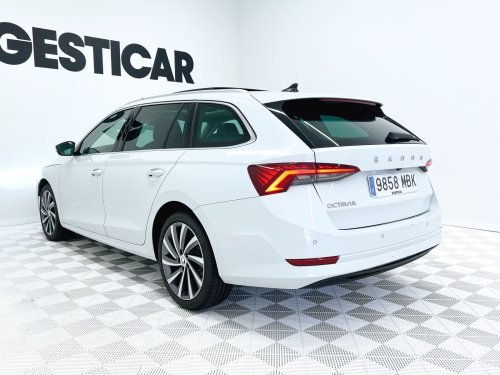 SKODA OCTAVIA 2.0 TDI Style DSG 110 kW (150 CV) 2022 de segunda mano