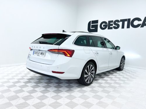 SKODA OCTAVIA 2.0 TDI Style DSG 110 kW (150 CV) 2022 de segunda mano