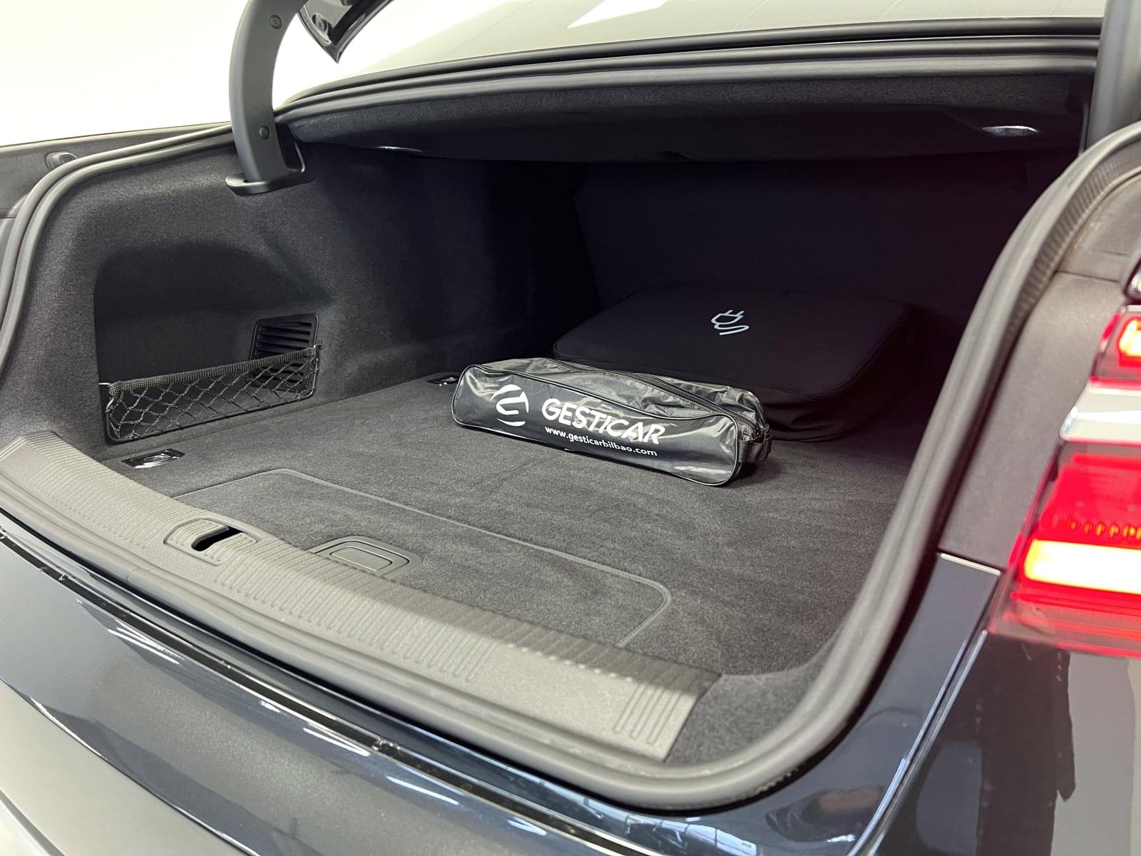 AUDI A8 L 60 TFSIE QUATTRO TIPTRONIC 16 