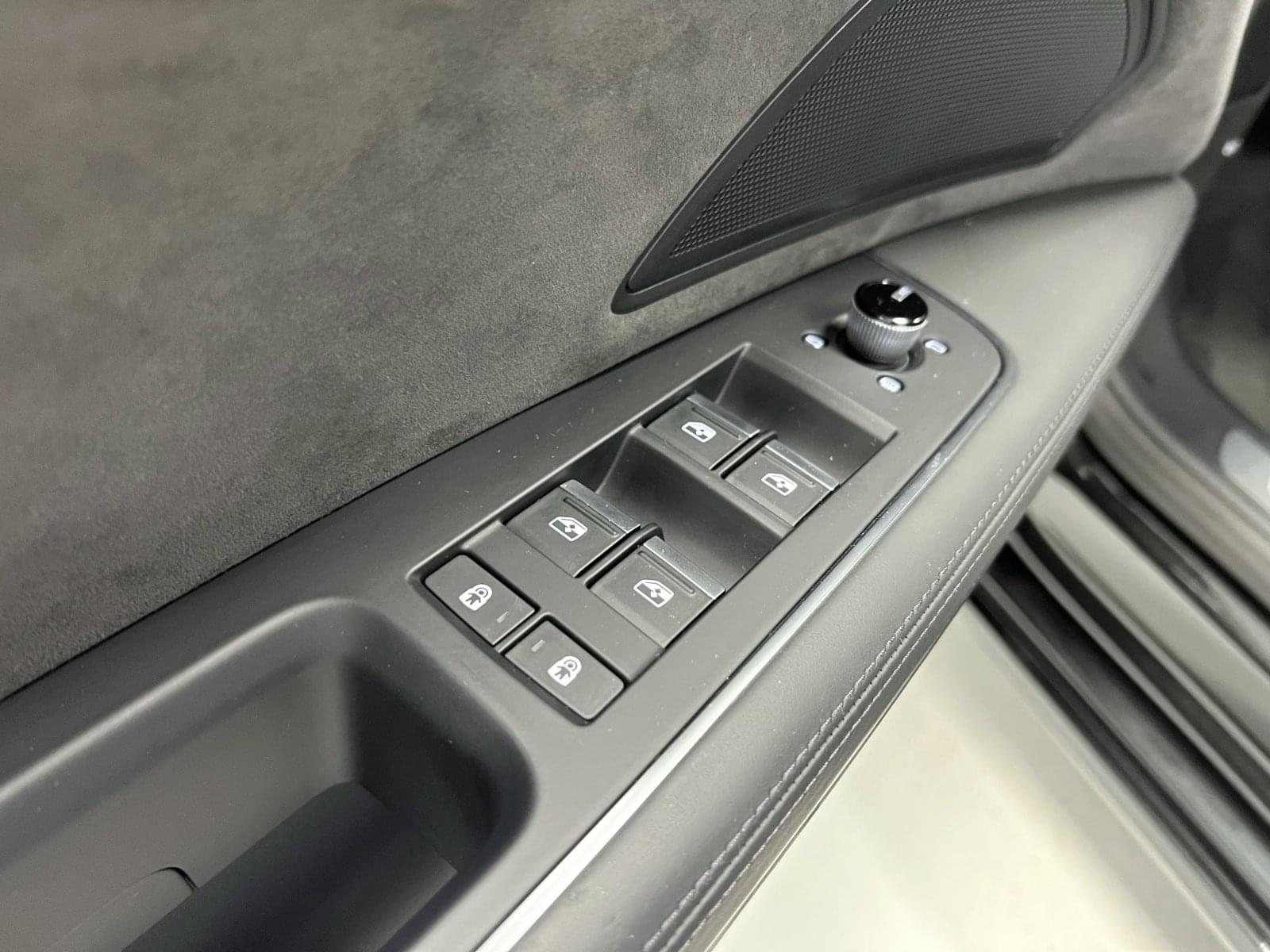 AUDI A8 L 60 TFSIE QUATTRO TIPTRONIC 49 