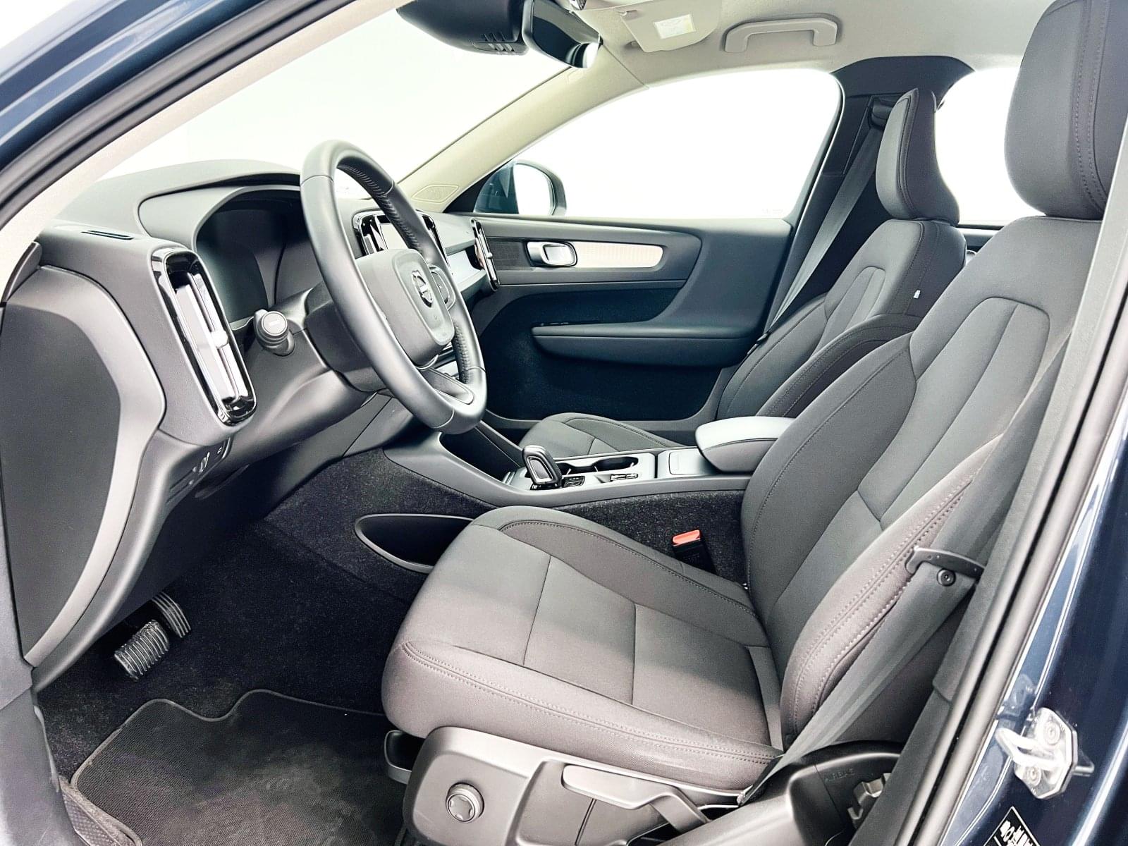 VOLVO XC40 BUSINESS PLUS T3 163CV AT8 24 
