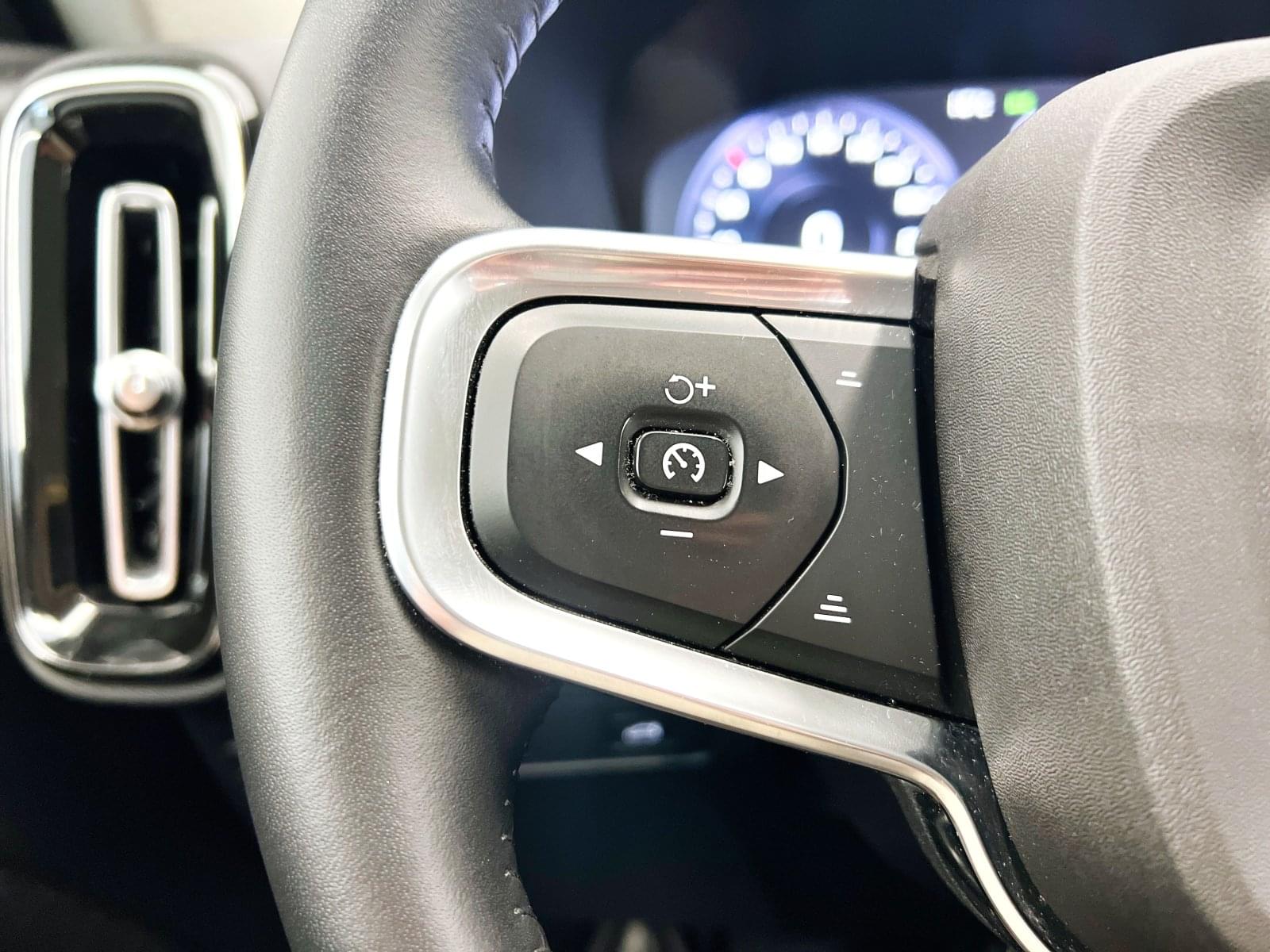 VOLVO XC40 BUSINESS PLUS T3 163CV AT8 28 