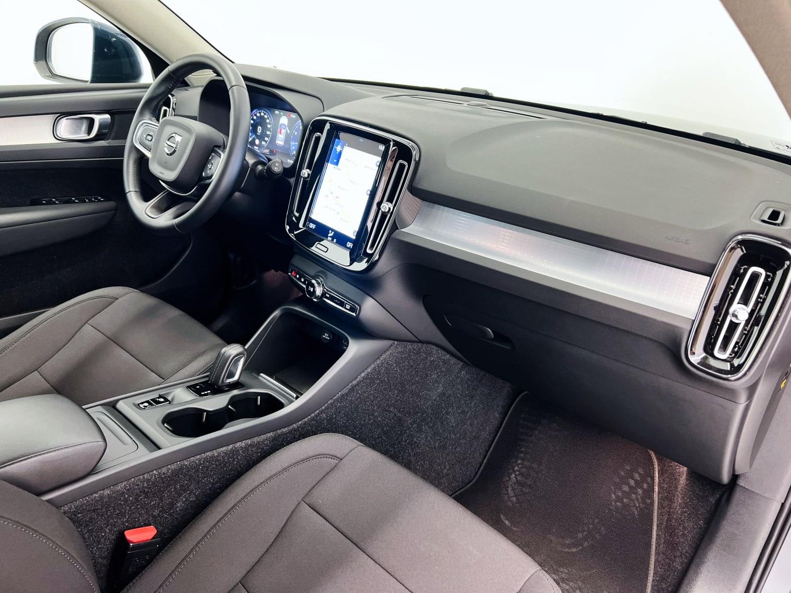 VOLVO XC40 BUSINESS PLUS T3 163CV AT8 37 