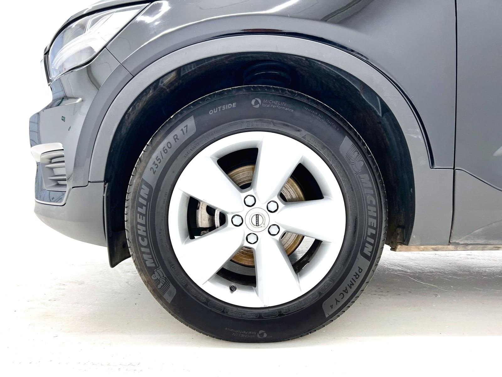 VOLVO XC40 T3 163CV 20 