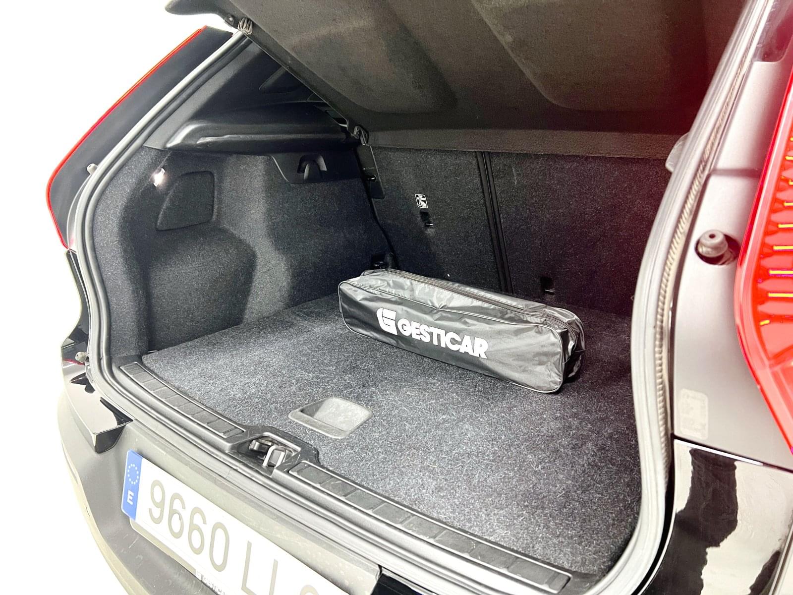 VOLVO XC40 T3 163CV 15 