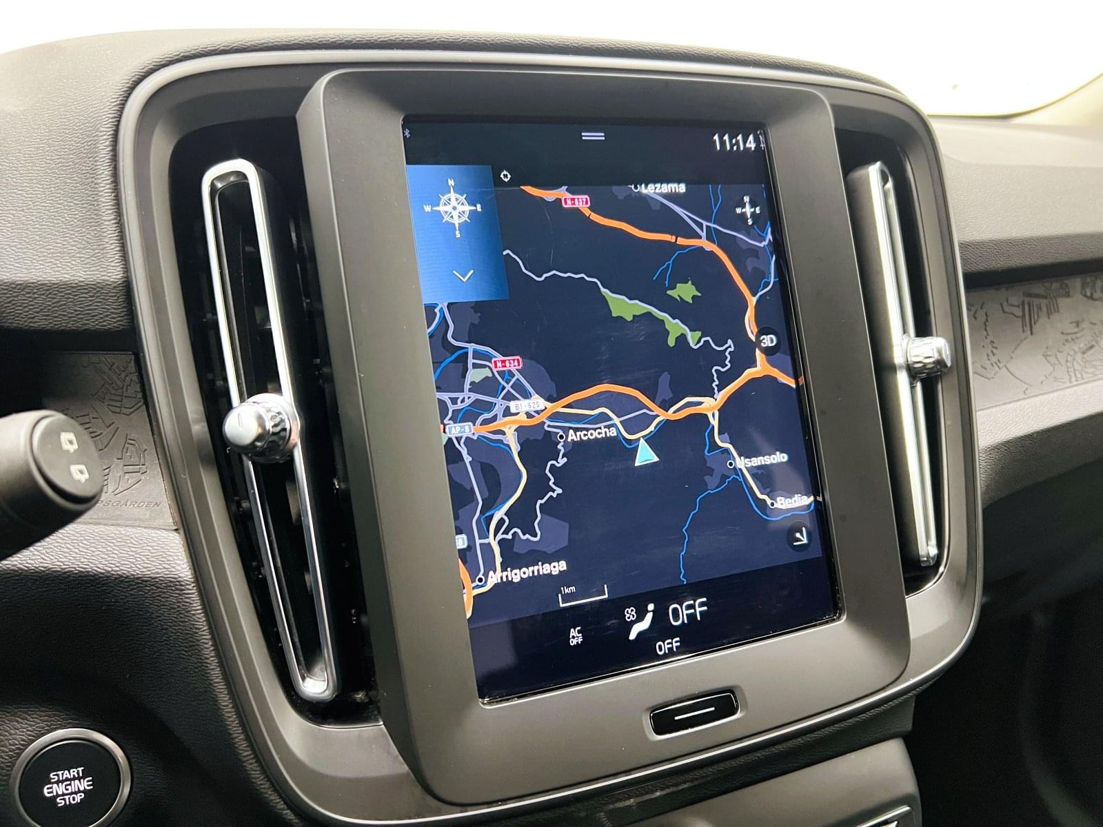 VOLVO XC40 T3 163CV 31 