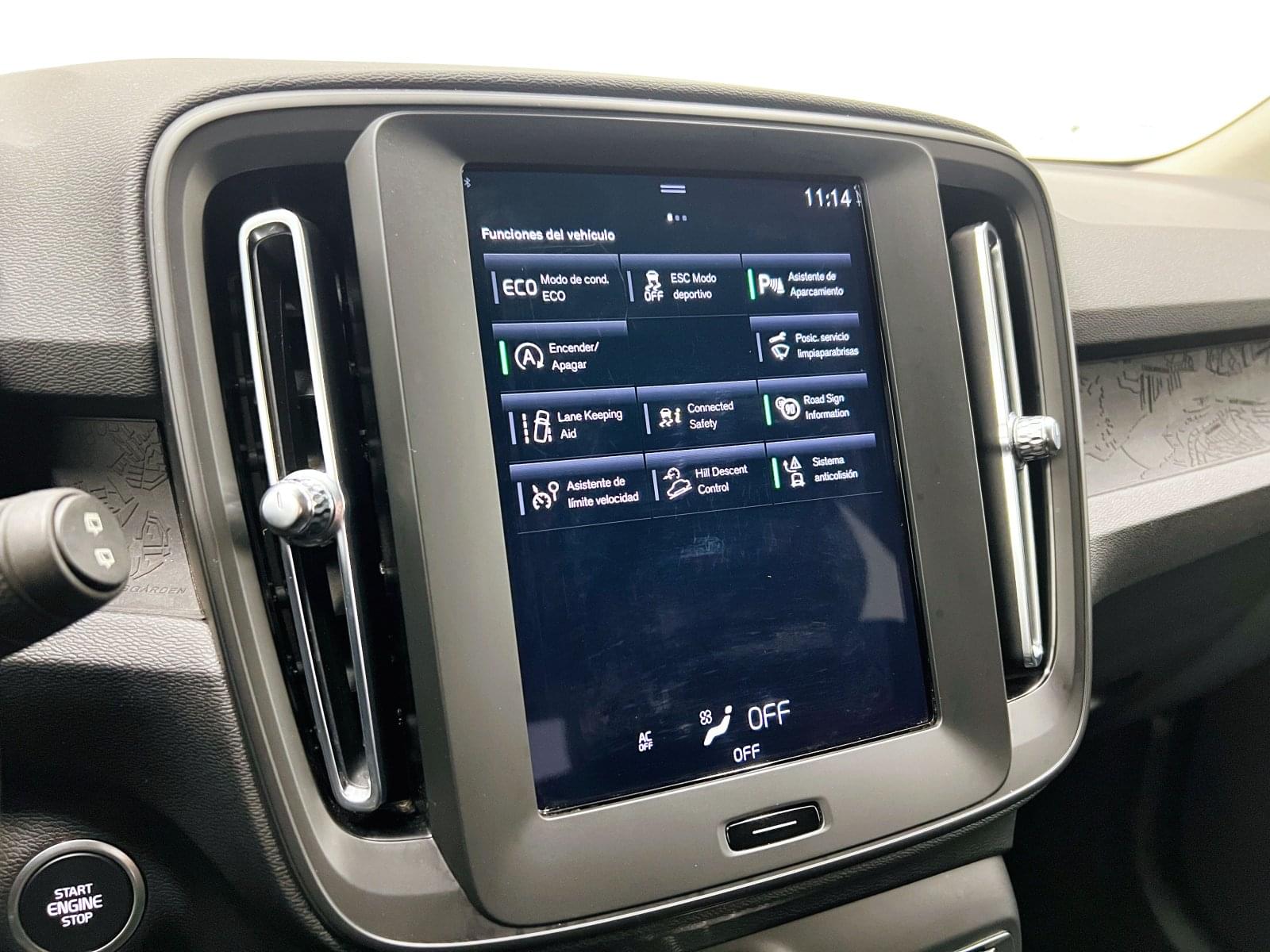 VOLVO XC40 T3 163CV 32 