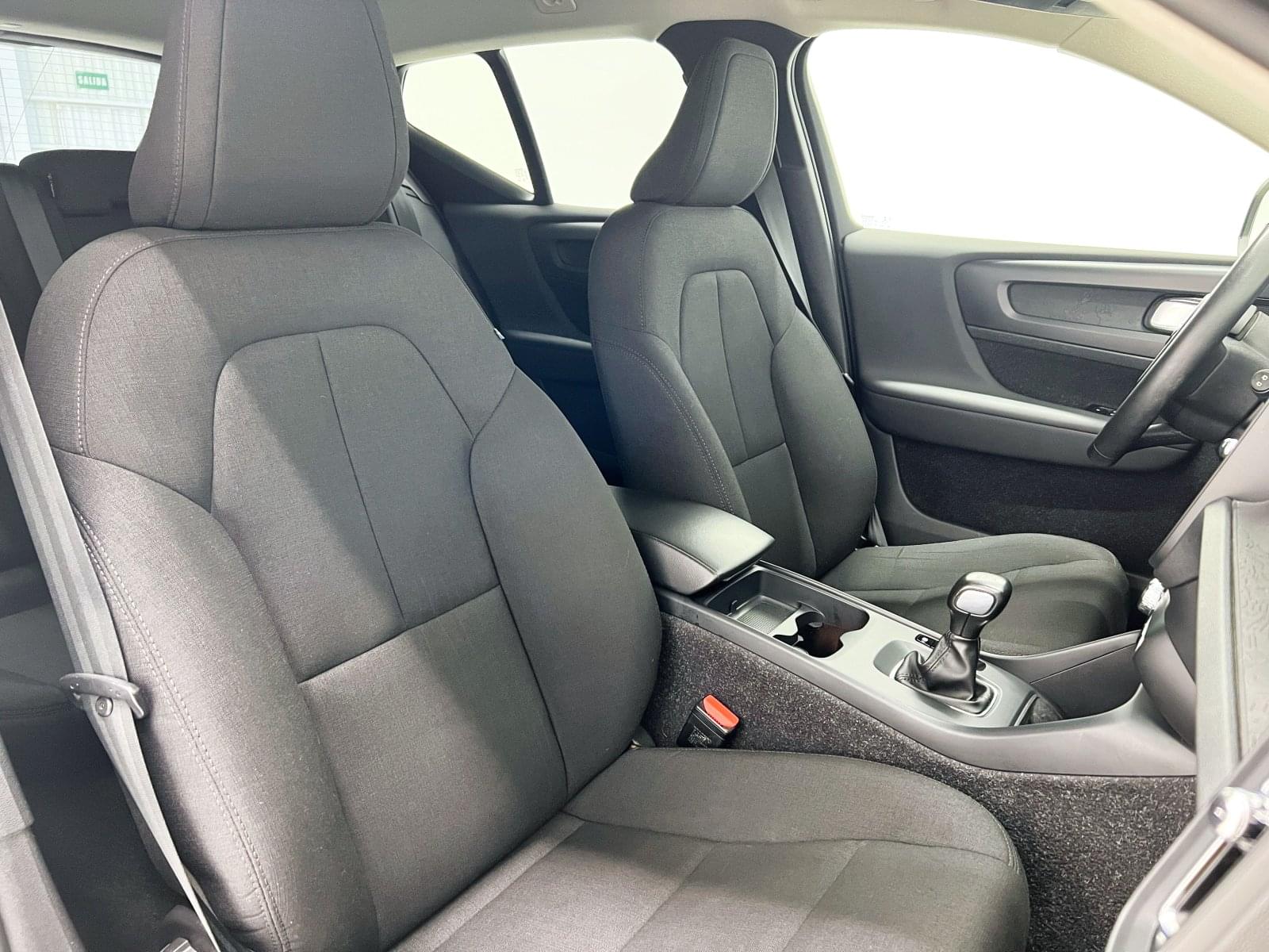 VOLVO XC40 T3 163CV 38 
