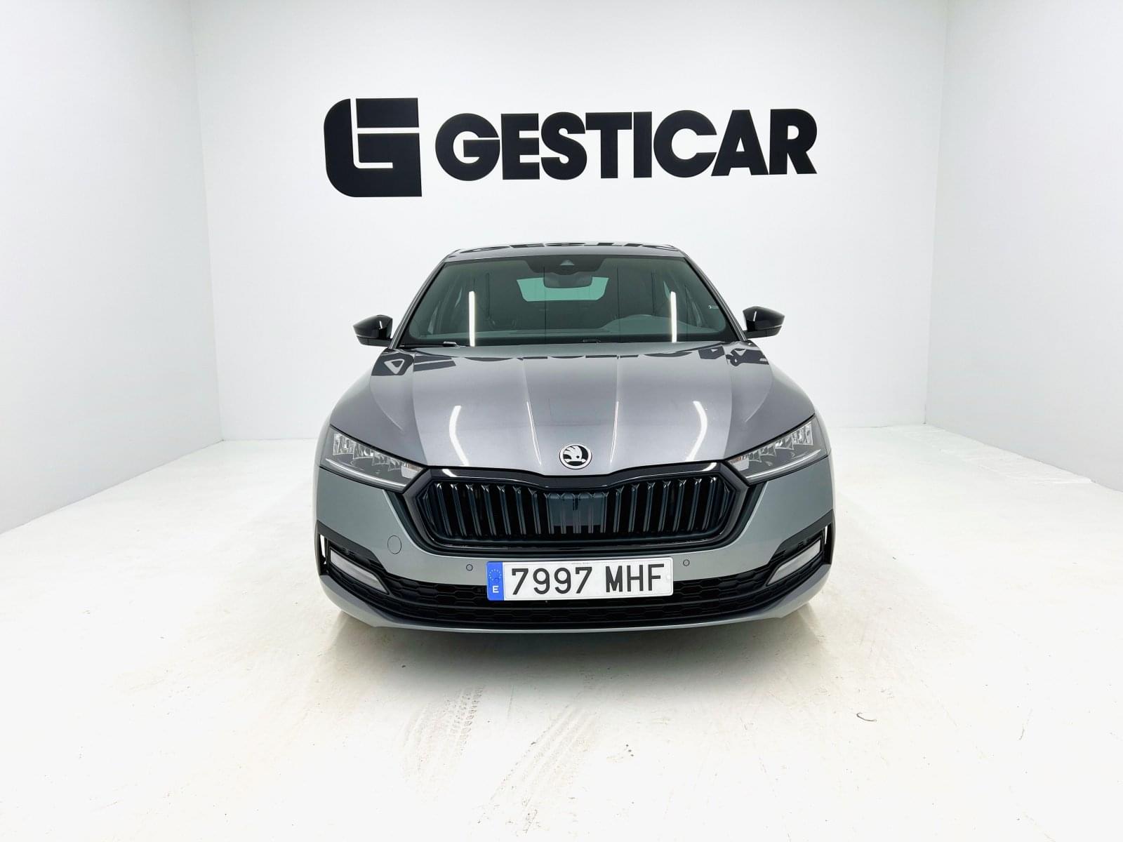 SKODA OCTAVIA 2.0TDI 150CV DSG SPORTLINE 6 