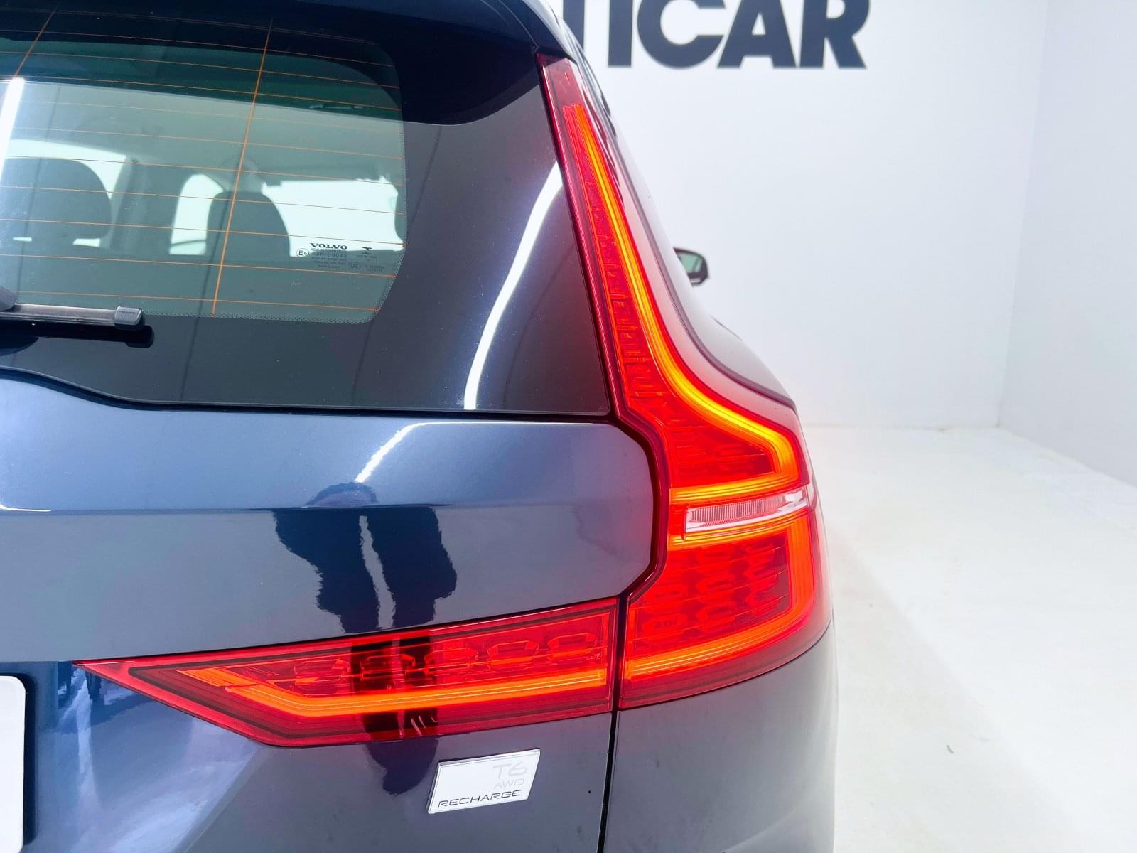 VOLVO V60 INSCRIPTION AWD 2.0 T6 340 18 